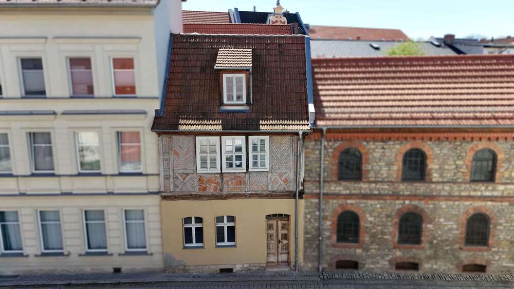 Einfamilienhaus Aschersleben - 2 Zimmer, 70 m&sup2;, 67.000&euro; | Angebot:26555948