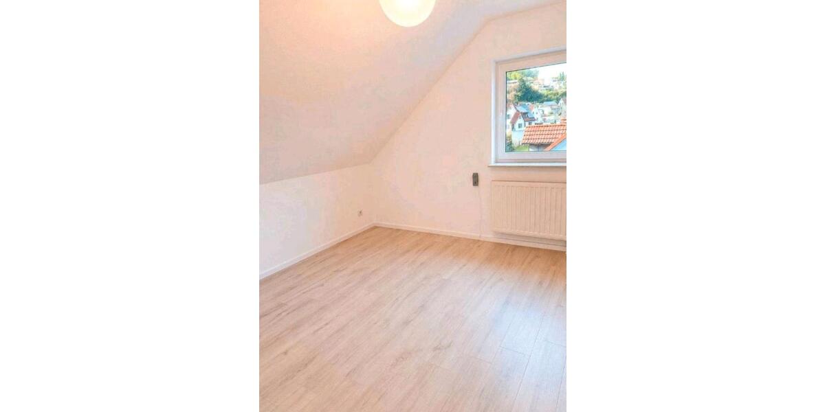 Dachgeschoßwohnung Bad Neustadt an der Saale - 2 Zimmer, 52 m&sup2;, 180.000&euro; | Angebot:26964299