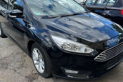 Ford Focus 200.000 km 5.200 € Möglingen/Ludwigsburg 71696