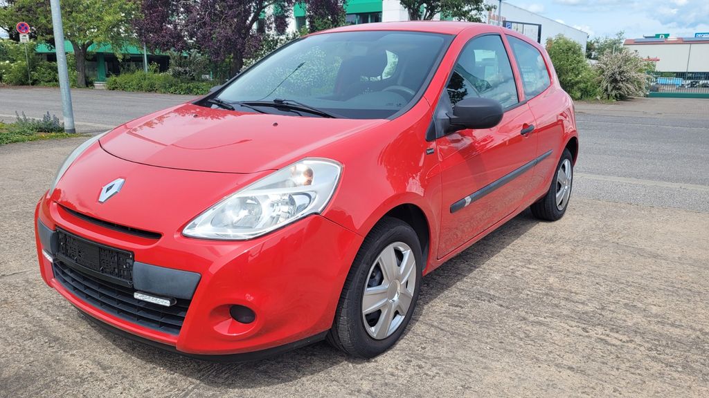 Renault Clio 133.000 km 3.750 &euro; Lichtenfels 96215