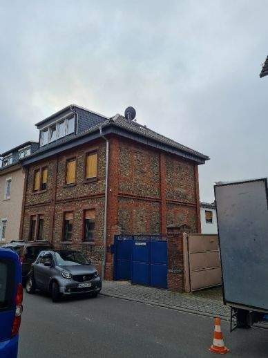 Etagenwohnung Wiesbaden Mainz-Kostheim - 4 Zimmer, 146 m&sup2;, 2.100&euro; | Angebot:24990855