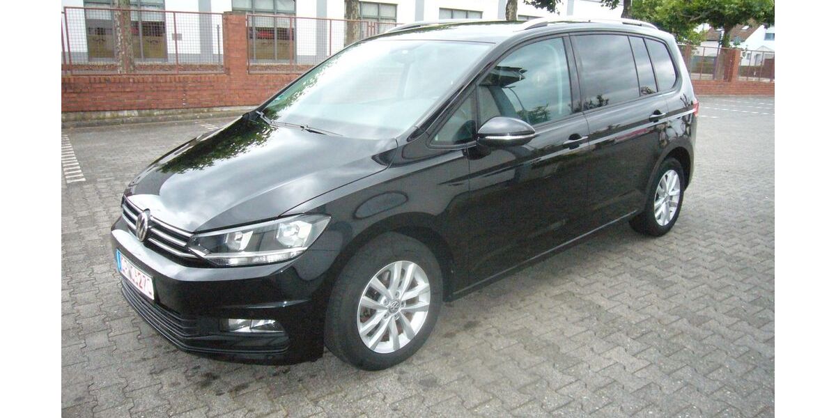 VW Touran 128.700 km 15.499 &euro; Langen 63225