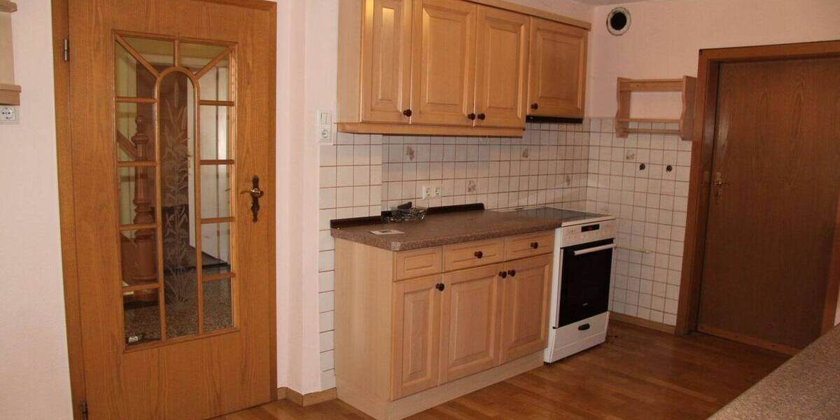 Mehrfamilienhaus, Wohnhaus Schlitz - 8 Zimmer, 158 m&sup2;, 130.000&euro; | Angebot:26805717