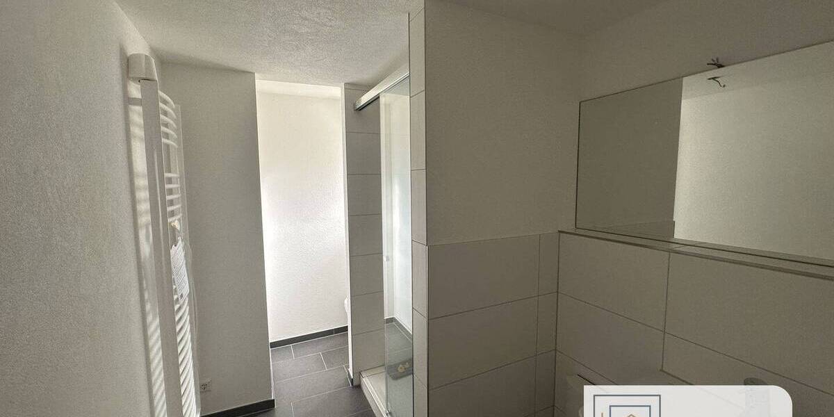 Etagenwohnung Lörrach - 3 Zimmer, 80 m&sup2;, 1.080&euro; | Angebot:26928174