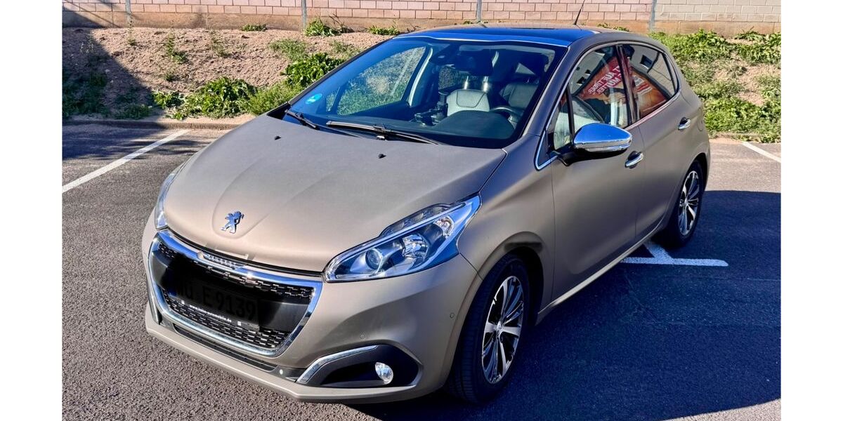 Peugeot 208 104.000 km 6.500 &euro; Veitshöchheim 97209