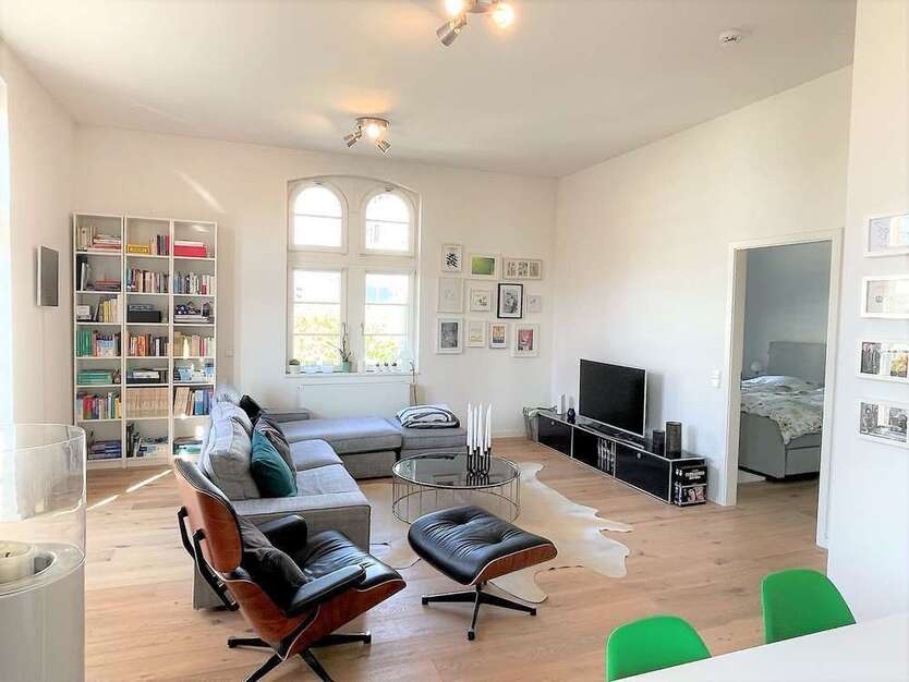 Wohnung zum Mieten in Düsseldorf 1.145 € 76.3 m² 2 zimmer