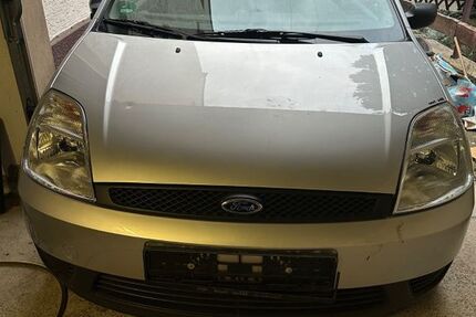 Ford Fiesta 55.000 km 2.600 &euro; Hemer 58675