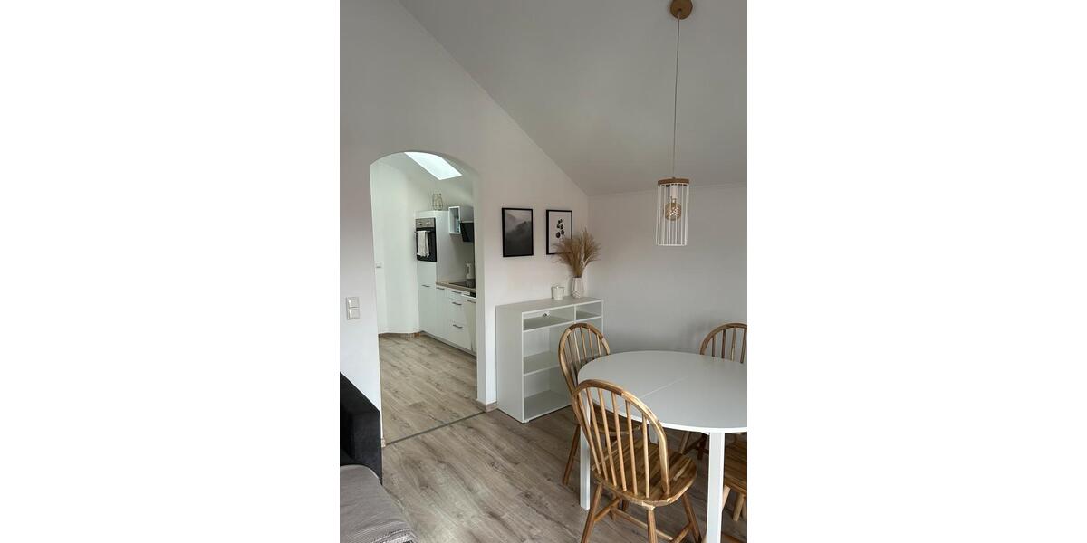 Dachgeschoßwohnung Bad Birnbach Asenham - 2.5 Zimmer, 49 m&sup2;, 590&euro; | Angebot:24764999