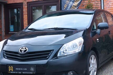 Toyota Verso 218.000 km 3.390 &euro; Norderstedt 22850