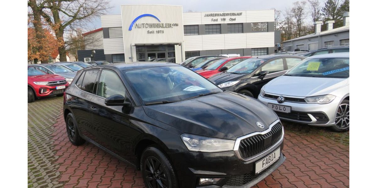 Skoda Fabia 13.955 km 17.990 &euro; Nürnberg 90431
