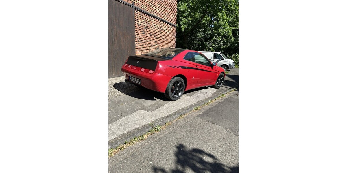 Alfa Romeo GTV 163.050 km 4.200 &euro; Bonn 53111