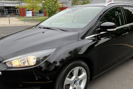 Ford Focus 66.000 km 6.900 &euro; Kassel 34131