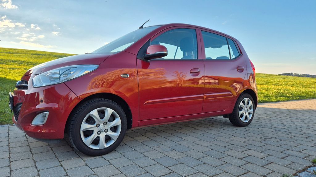 Hyundai i10 15.430 km 5.500 &euro; Hergatz 88145