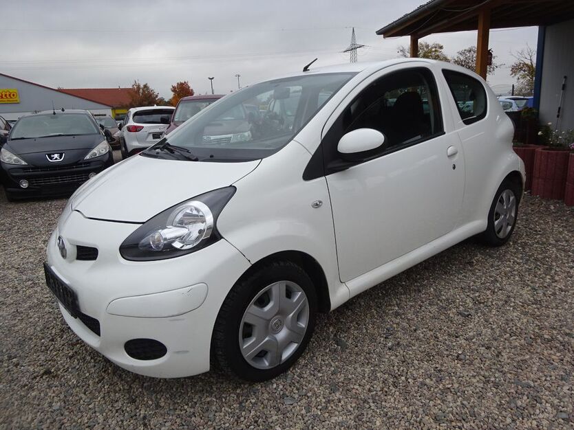 Toyota Aygo (X) 154.625 km 1.700 € Dresden 01219