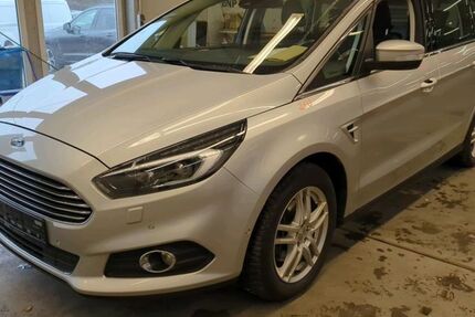 Ford S-Max 116.000 km 16.550 &euro; Bebra 36179