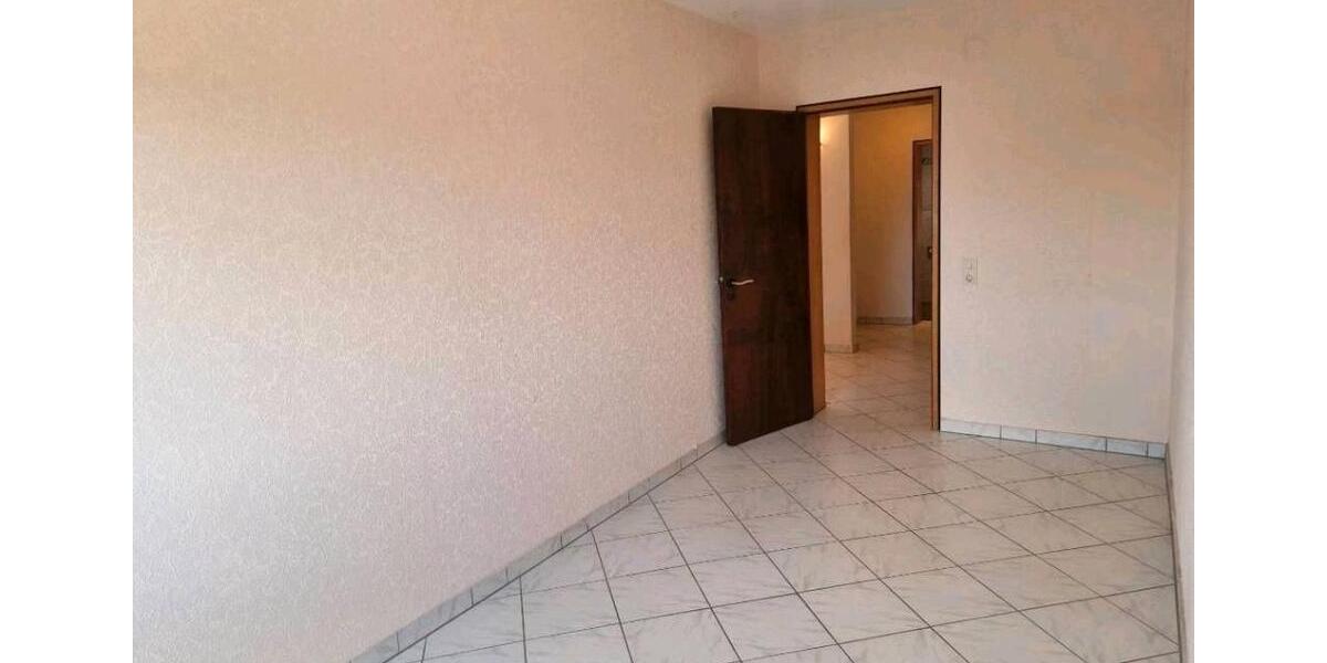 Etagenwohnung Waghäusel - 3.5 Zimmer, 83 m&sup2;, 268.500&euro; | Angebot:26942471
