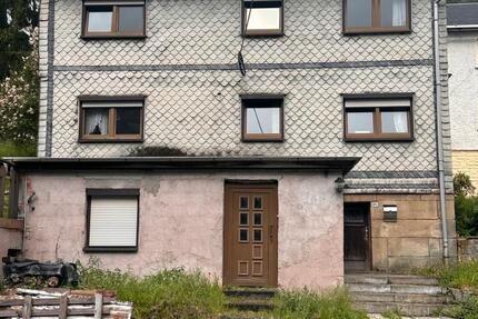 Haus Neustadt bei Coburg - 6 Zimmer, 190 m&sup2;, 32.000&euro; | Angebot:26830247