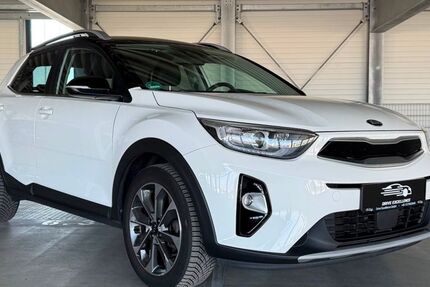 Kia Stonic 116.000 km 10.498 &euro; München 81249