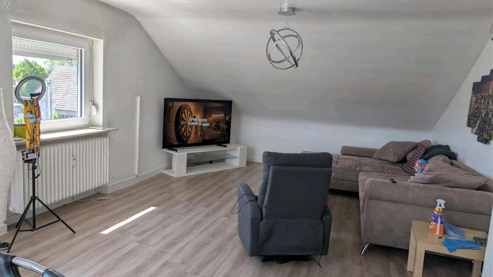 Dachgeschoßwohnung Viernheim - 3 Zimmer, 75 m&sup2;, 1.300&euro; | Angebot:26424089