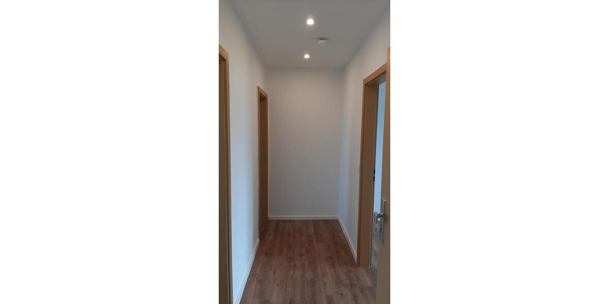 Etagenwohnung Querfurt - 1 Zimmer, 34 m&sup2;, 225&euro; | Angebot:25922724