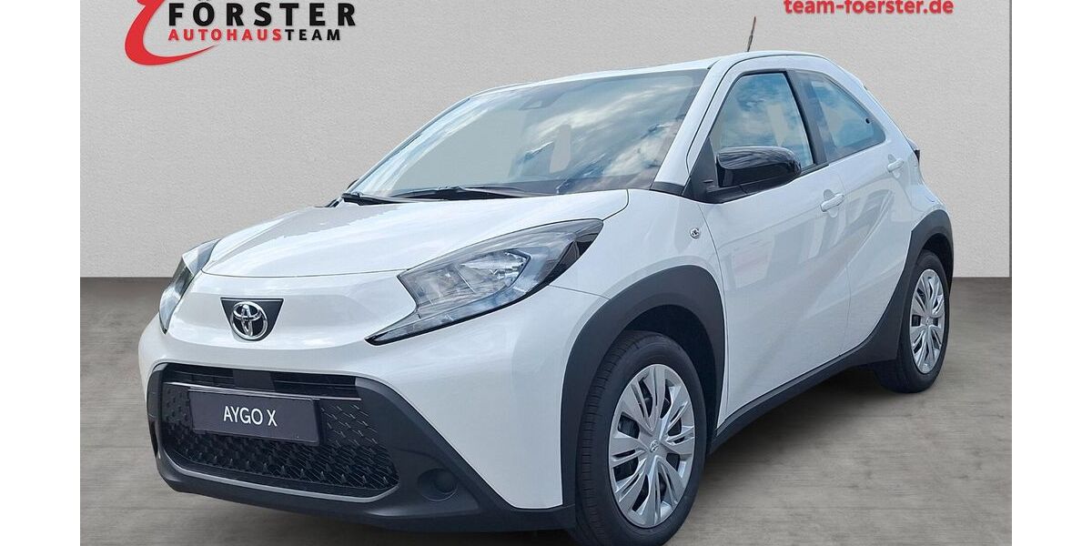 Toyota Aygo (X) 3.000 km 16.390 &euro; Pirna 01796