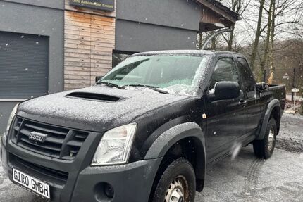 Isuzu D-Max 297.000 km 8.770 &euro; Rostock 18055