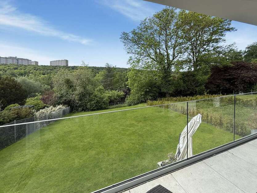 Wohnung zum Kaufen in Stuttgart 880.000 € 145 m²