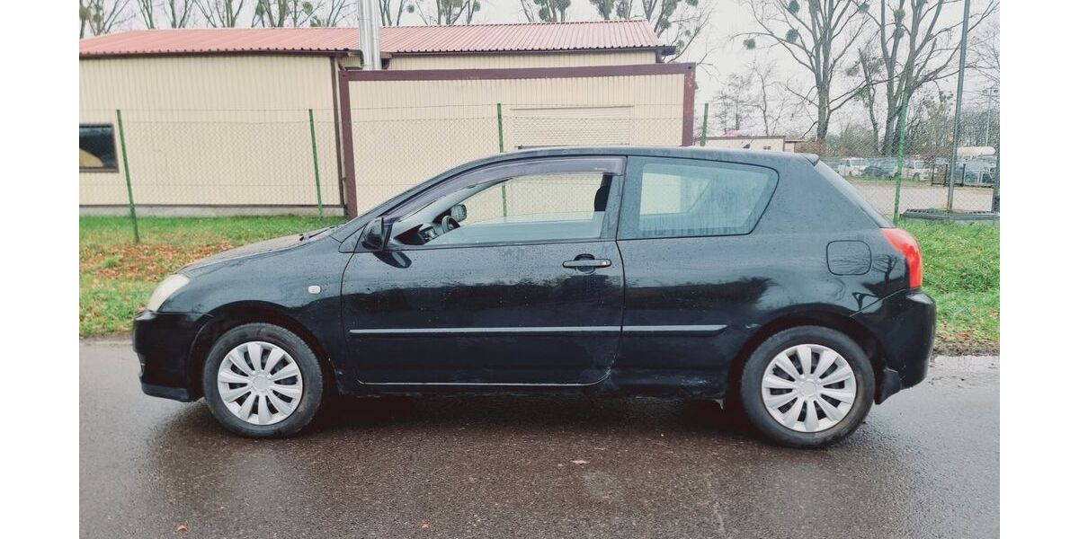 Toyota Corolla 139.887 km 2.800 &euro; Berlin 13629