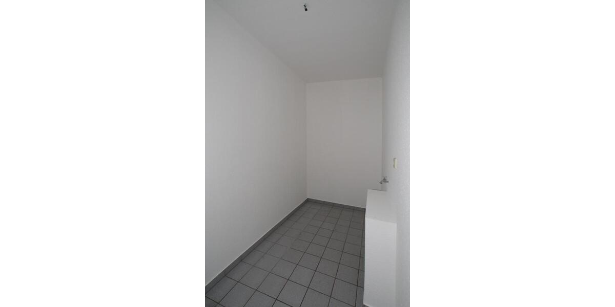 Etagenwohnung Zschopau - 2 Zimmer, 47 m&sup2;, 230&euro; | Angebot:26300850
