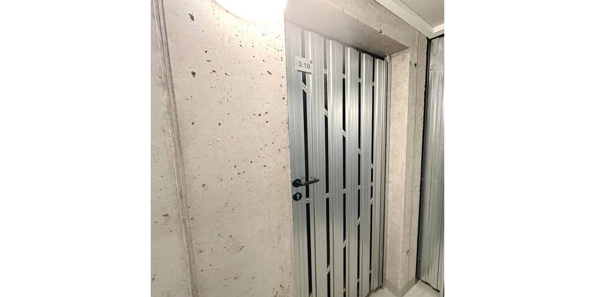 Etagenwohnung Reichenbach - 4 Zimmer, 106 m&sup2;, 1.400&euro; | Angebot:26345438