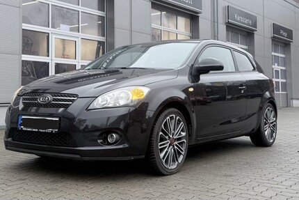 Kia Ceed 196.000 km 3.900 &euro; Hamburg 20038