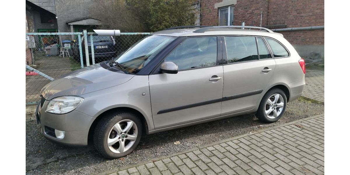 Skoda Fabia 125.000 km 3.850 &euro; Schönefeld OT-Waltersdorf 12529