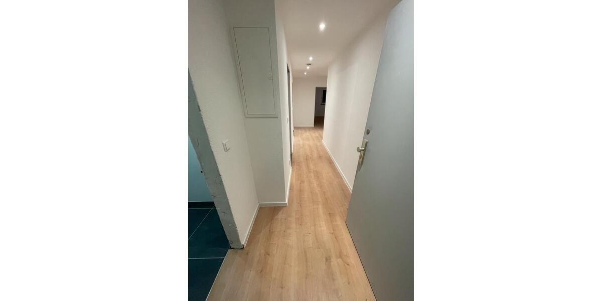 65qm,3Zi,Balkon, Schdorf Bahnhof 10min, IR Heizung Thermostat 3 zimmer