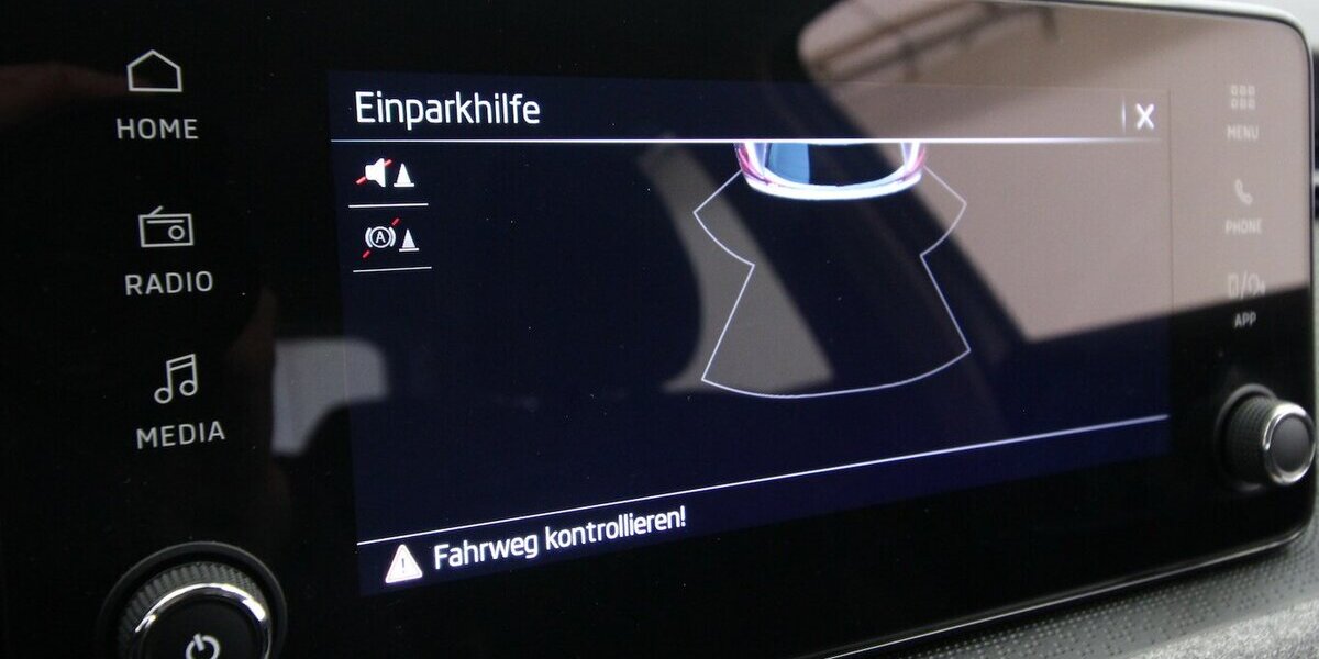 Skoda Kamiq TSI OPF Selection LED+TEMPOMAT+KLIMA+ALU 20.553 km 18.900 &euro; Hagenow 19230