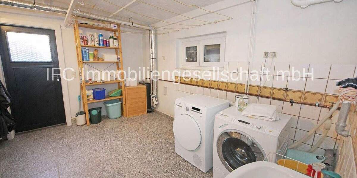 Bungalow Gräfenhainichen - 4 Zimmer, 139 m&sup2;, 385.000&euro; | Angebot:25822462