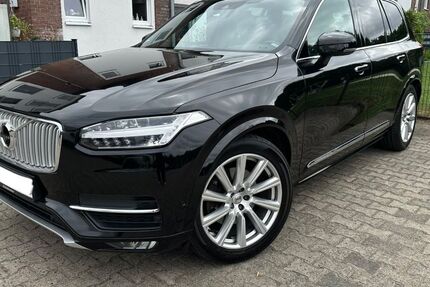 Volvo XC90 275.000 km 22.990 € Hamm 59069