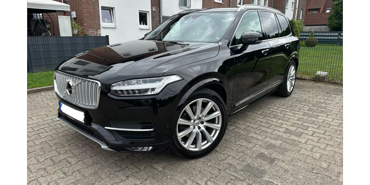 Volvo XC90 275.000 km 22.990 € Hamm 59069