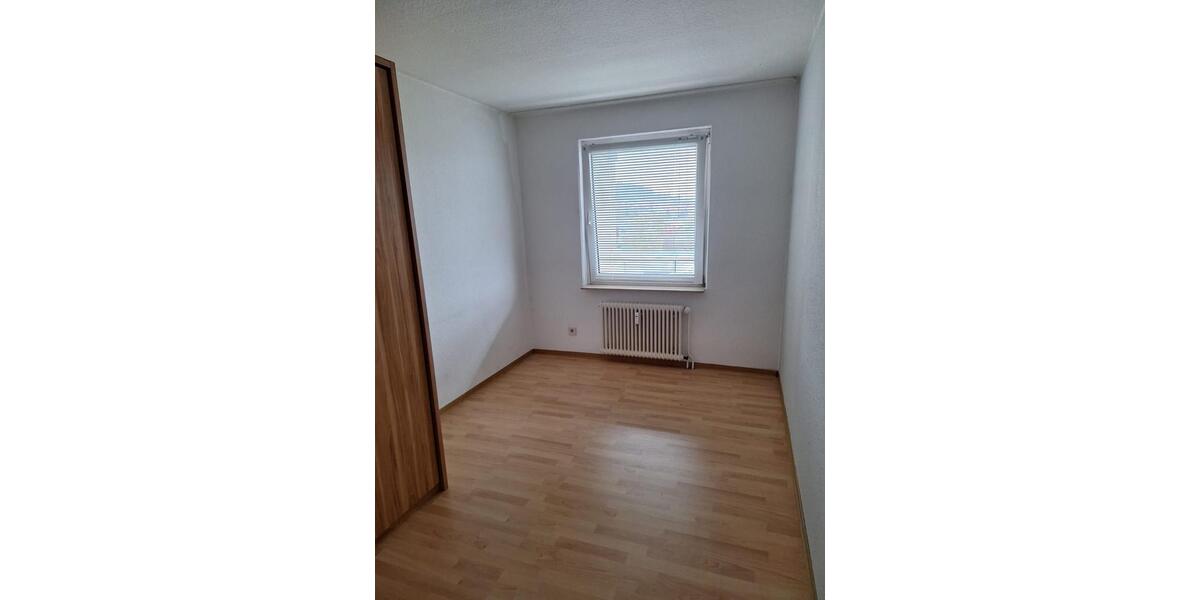 Etagenwohnung Bovenden - 3 Zimmer, 74 m&sup2;, 720&euro; | Angebot:26024222