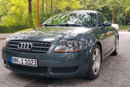 Audi TT 195.170 km 5.490 &euro; Hamburg 22303