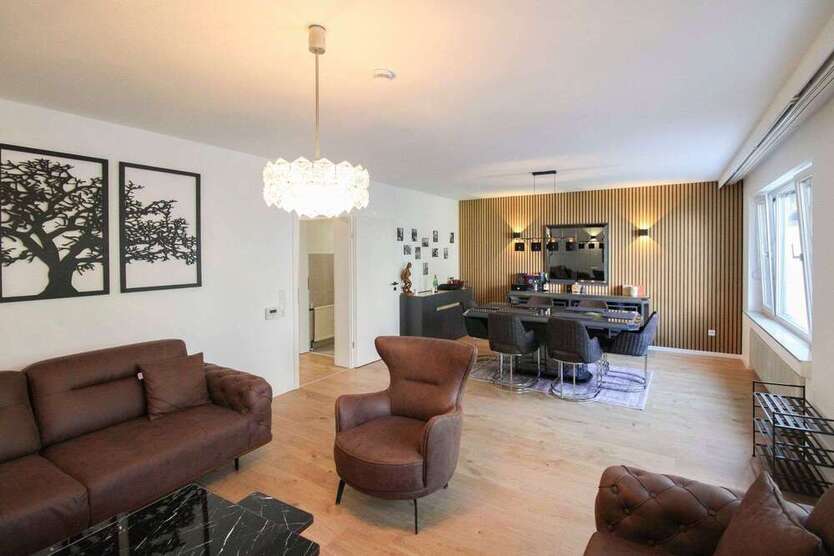 Wohnung zum Kaufen in Neuss 399.000 € 95.25 m²