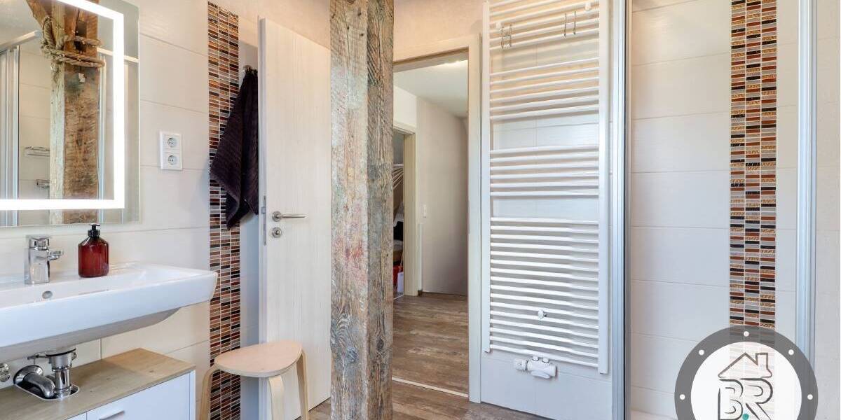 Einfamilienhaus Loxstedt Donnern - 8 Zimmer, 213 m&sup2;, 375.000&euro; | Angebot:26117427