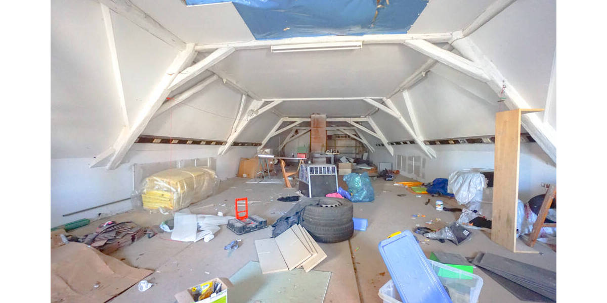 Bauernhaus, Landhaus Abenberg Wassermungenau - 7 Zimmer, 152 m&sup2;, 320.000&euro; | Angebot:25985107