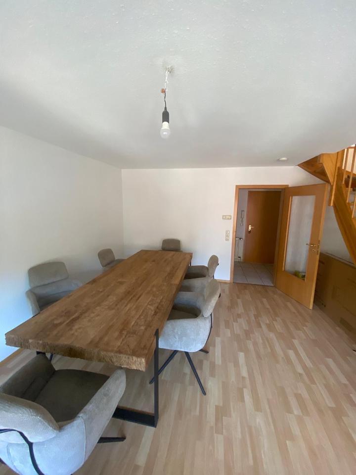 Schöne 4 Zimmerwohnung, zentral u Rheinnähe, 53498 Bad Breisig zimmer