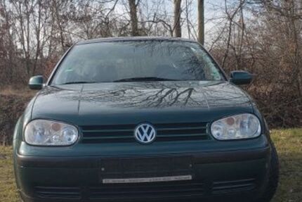 VW Golf 140.000 km 2.100 &euro; Oschersleben 39387