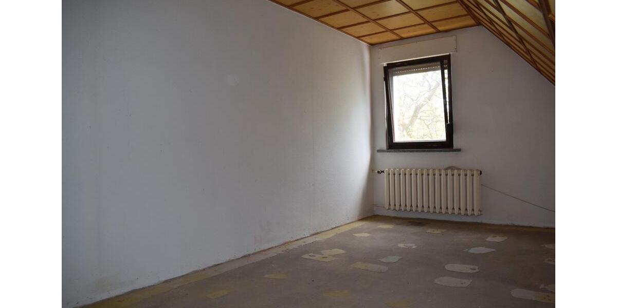 Einfamilienhaus Burg - 5 Zimmer, 130 m&sup2;, 128.000&euro; | Angebot:26940909