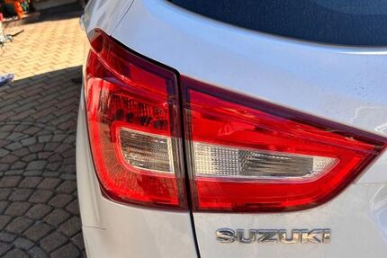 Suzuki (SX4) S-Cross 114.543 km 12.000 &euro; Bischofwiesen 83483