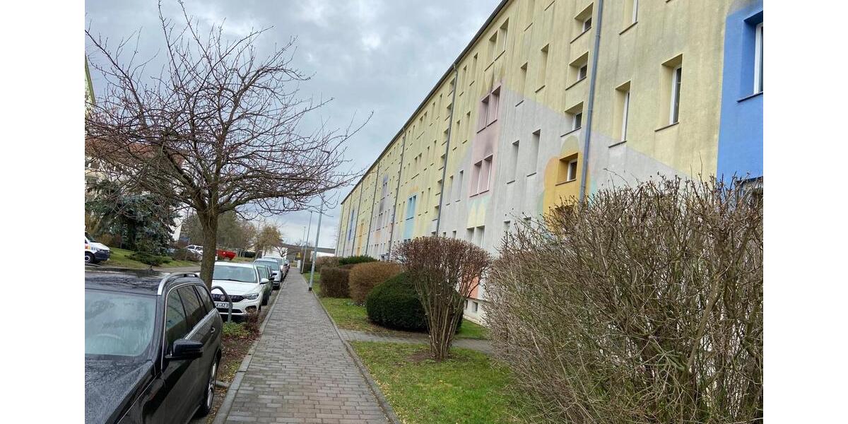 Etagenwohnung Weißenfels - 2 Zimmer, 50 m&sup2;, 44.000&euro; | Angebot:25408051