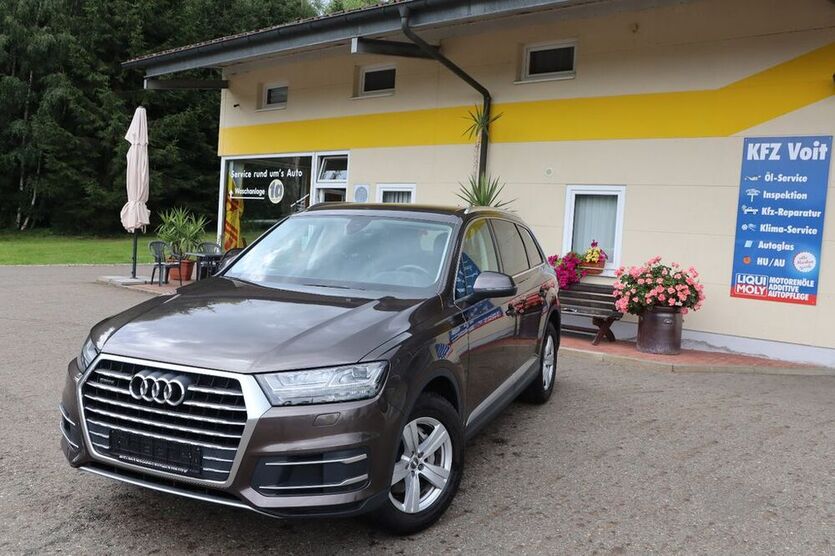 Q7