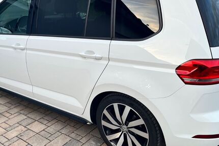 VW Touran 131.000 km 19.850 &euro; Lorch 73547