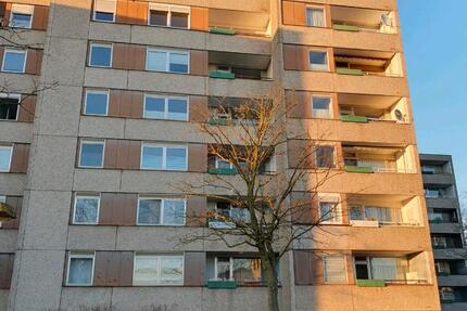 Eigentumswohnung, ca 77qm mit Balkon, Kellerraum und Garage 3 zimmer